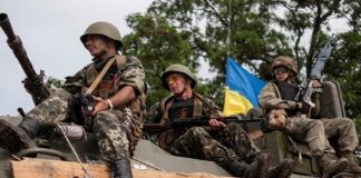 Біля Лисичанська точаться важкі бої, – Гайдай