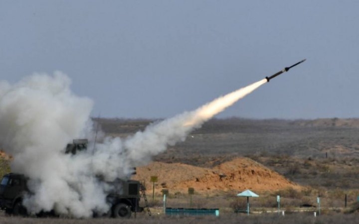 Чернівці “Молодий Буковинець” – Україна атакували з трьох напрямків